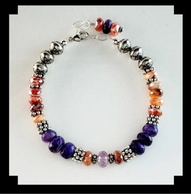 White Fox Creation: Deslumbrante Pulsera Charoite y Piedra Lunar Melocotón Foto 1 de 4