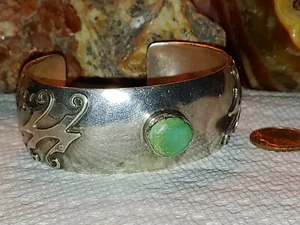 Monroe Ashley Navajo Sterling Silver Patterned Green Turquoise Cuff Bracelet - Picture 1 of 11