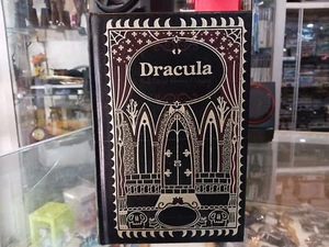 DRACULA AND OTHER HORROR CLASSICS BRAM STOKER | BARNES & NOBLE 2013 - Picture 1 of 21