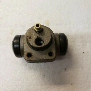 Wheel Brake Cylinder Assembly 37694  - Picture 1 of 6