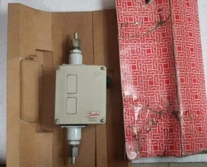 DANFOSS RT260A PRESSURE SWITCH - Picture 1 of 3