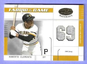 2003 Leaf Certified Mat "Fabric of the Game" Roberto Clemente 41/69 2 pieces"69"