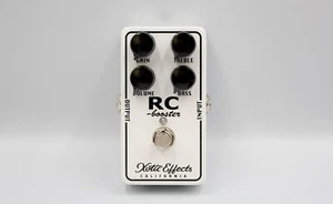 ~MINT~ Xotic Effects RC Booster Classic Clean Boost Guitar Effects Pedal - Picture 1 of 6