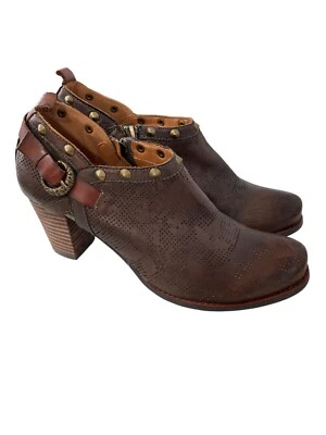 L'Artiste by Spring Step Kacie Heeled Bootie Size 41 Round Toe Leather Bohemian - Image 1 of 4