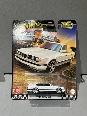 Hot Wheels - Premium Boulevard 118 91 BMW M5 Car Culture Real Riders - Image 1 of 4