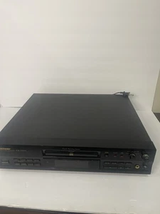 Rare Pioneer Digital CD Disc Recorder PDR-555RW - Picture 1 of 3