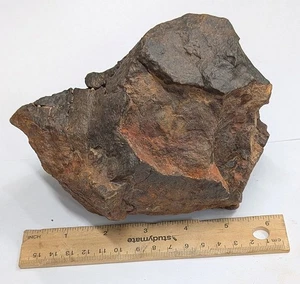 2.28 Kilo Unclassified NWA METEORITE (#Z545) - Picture 1 of 3