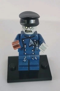 Lego Zombie Driver Vampyre Hearse Set 9464 Monster Fighters Minifigure *No Base - Picture 1 of 2