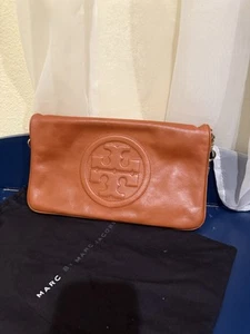 Tory Burch Leather Shoulder Bag with Embossed Logo - Picture 1 of 11