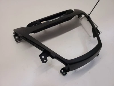 Hyundai Elantra 2011-2013 radio pantalla bisel con reloj  Foto 1 de 4