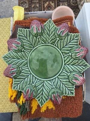 Antique vintage green majolica strawberry plate bowl Portugal art pottery - Image 1 of 4