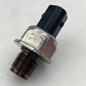 Fuel Rail Pressure Sensor For 6.7L 13-18 Dodge Cummins Ram 2500 3500 68210175AA - Picture 1 of 5