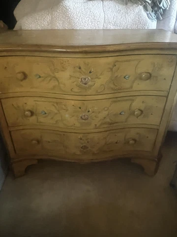Venetian Style Paint Decorated Lingerie Chest/chai rush Cover