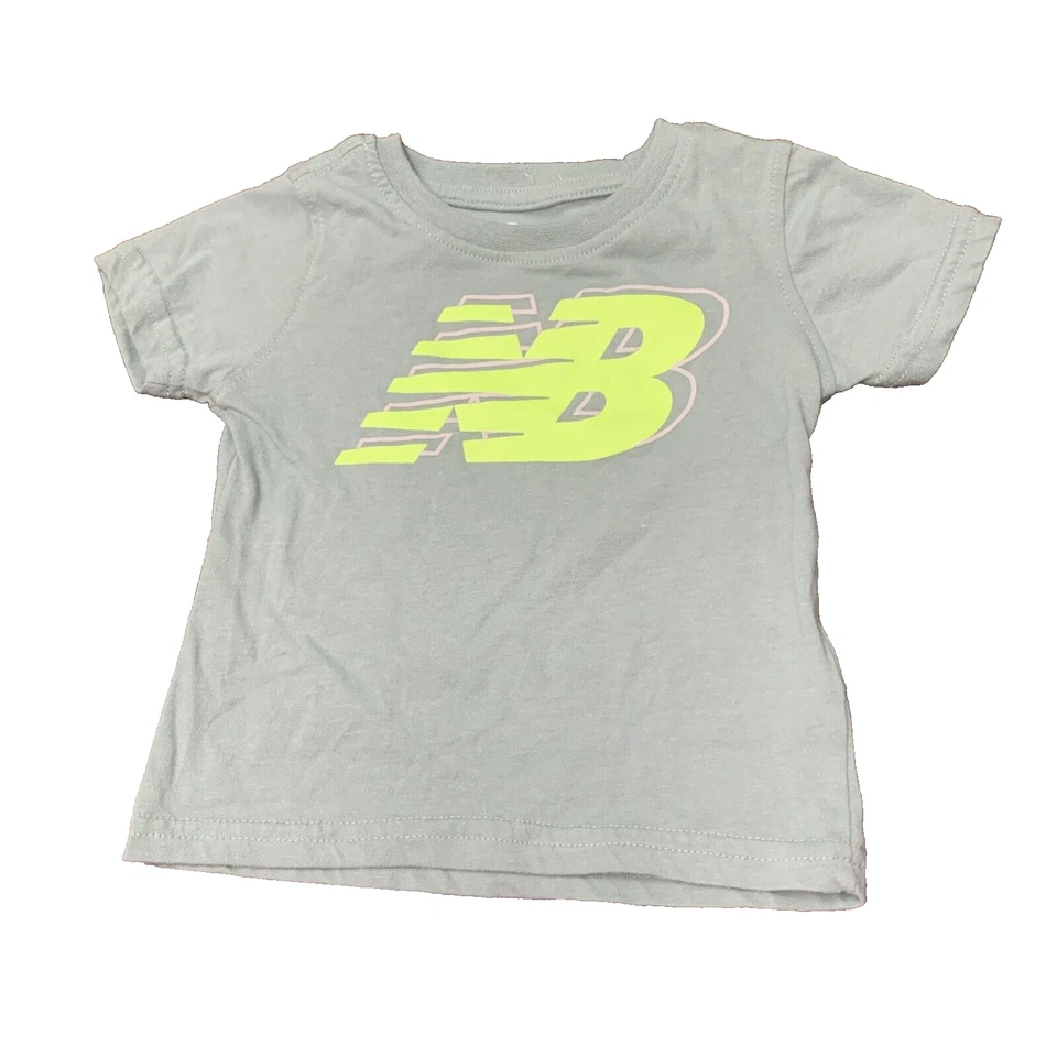 Camiseta New Balance verde menta para niños 18 meses Foto 1 de 4