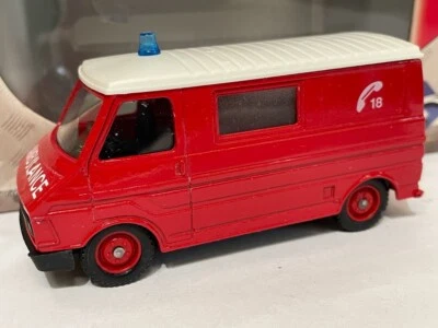 SOLIDO Citroen C35 Ambulance Ref 2177 1:50 vigili fuoco - Immagine 1 di 4