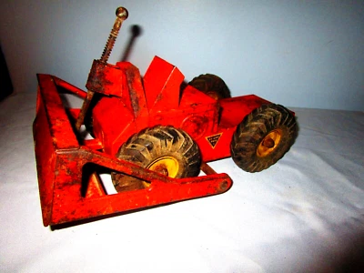 Vintage Ny-Lint pressed steel bulldozer--for parts or restoration - Image 1 of 4