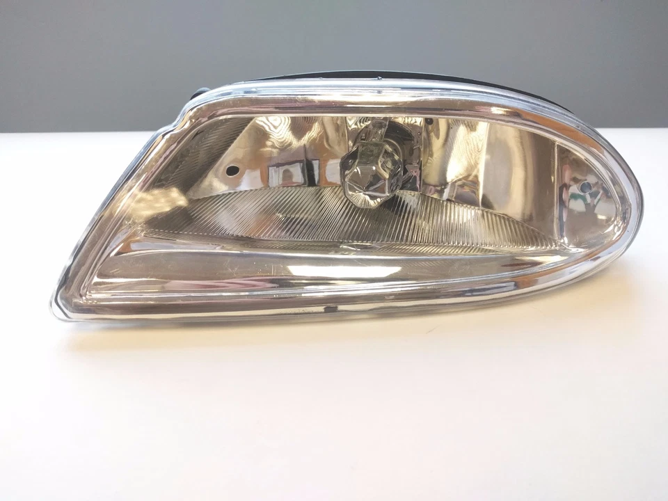 MERCEDES BENZ ML SERIES FOG LIGHT ASSEMBLY LEFT DRIVER'S SIDE 1638200328 - Image 1 of 1