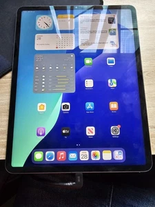 Apple iPad Pro 12.9" 5th Gen 128GB A2378 WiFi 2021 M1 95% Health - Space Grey - Picture 1 of 16