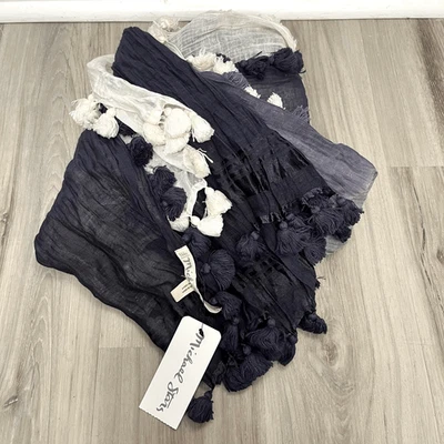 Bufanda Michael Stars para mujer OS Milla azul marino y blanco Ombre envoltura con borla trasero Foto 1 de 4