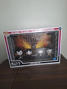 Funko Pop! Moments: Alive II Tour 1978 - Walmart (exclusivo) #03 - Imagen 1 de 10
