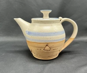 Tetera de cerámica Annapolis con veleros azul esmalte moteado - Imagen 1 de 9