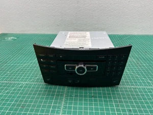 2013 MERCEDES-BENZ W212 E350 E400 CLS550 NAVIGATION COMMAND HEADUNIT OEM - Picture 1 of 9