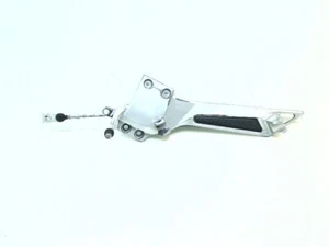 pedana anteriore sinistra per YAMAHA FJR 1300 2006-2012 2011 usato 86516 - Foto 1 di 4