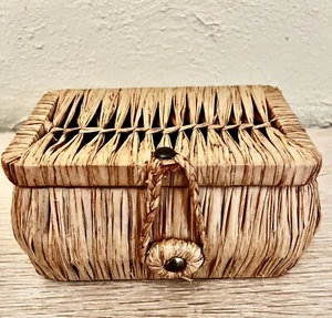 Caja de baratijas rectangular Raffia - Imagen 1 de 11