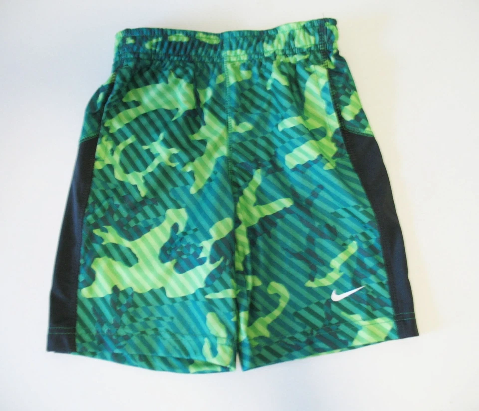 Nike Little Boys GFX Camo Shorts Dark Emerald Sz 4 - NWT - Image 1 of 1