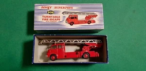DINKY SUPERTOYS ART 956  TURNTABLE  FIRE ESCAPE  " MANCA CORDINA DELLA SCALA " - Foto 1 di 8