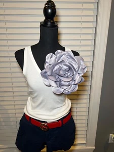 Unforgettable Bloom 9.4 inches Gray New! - Picture 1 of 3