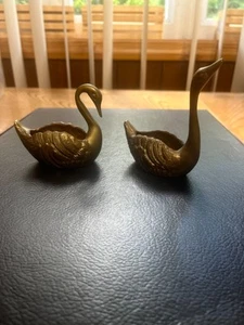De colección. LATÓN MACIZO PEQUEÑOS CISNES BARATIJAS O PEQUEÑAS PLANTAS HECHAS EN COREA - Imagen 1 de 10