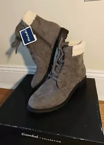 DR Scholl's Essential Collection Suede Ankle Shoes Boots Fur Women's Size 7 Gray - Picture 1 of 6