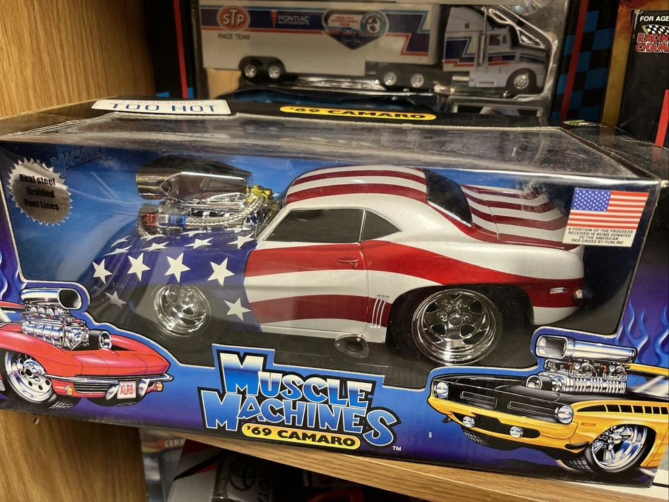 69 Chevy Camaro Patriotic Stripes~In box~1:18 sc. Mus. Mach..#71165 - Image 1 of 1