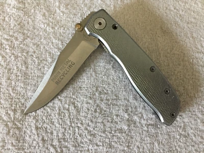 Hard Hat Lock Back Folding Pocket Knife HH-820-GY EDC Very good condition - Image 1 of 4