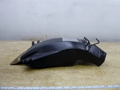 Honda V30 Magna 1985 VF500 H1614. guardabarros interior trasero Foto 1 de 4