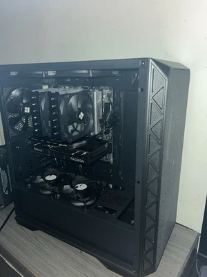 1440p High Black Gaming PC (parts in description) - Image 1 of 4