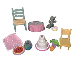 Lote de muebles familiares Fisher Price Loving gato muñeca pizza sillas pecera años 90-00 - Imagen 1 de 15