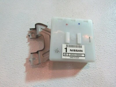 Módulo de control de faros Infiniti M45 2006 2007 253C0EH000 Foto 1 de 4