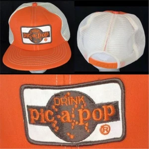 Vtg Pic A Pop Mesh Trucker Snapback Hat Drink Soda Company Patch Logo 80s Cap - Bild 1 von 11