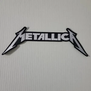METALLICA Blanco Forma Banda Logo PARCHE TRASERO GRANDE Bordado - Imagen 1 de 6