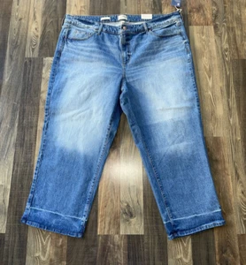Universal Thread Women's size 26W Straight Blue Jeans Vintage Straight Model - Picture 1 of 11