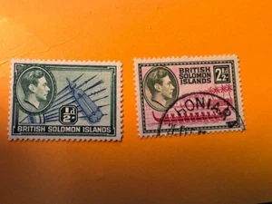 2 francobolli Isole Salomone Britanniche, Re Giorgio 1/2 d MH, 2 1/2 d usati. vedi foto - Foto 1 di 2