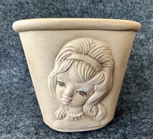 Vintage Mid-Century Modern 1960er UCTCI Japan 3" Übertopf GROSSE AUGEN Mädchen & Vögel - Bild 1 von 19
