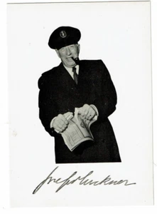 Felix Graf von Luckner (1881-1966) Autógrafo original con guía telefónica Primera Guerra Mundial - Imagen 1 de 2