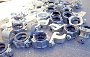 lot of 25....O-Z/Gedney IBC-50L   Grounding Bushing, 1/2 In W/Lug - Picture 1 of 5