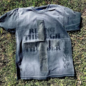 Travis Scott MetLife NYC 2024 Utopia Circus Maximus Large Grey/Black T-Shirt - Picture 1 of 3