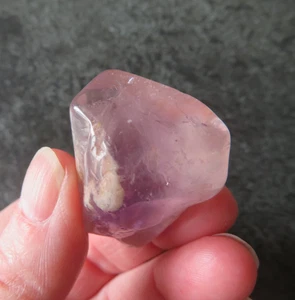 RARA AMATISTA FANTASMA ROSA (23,2 gramos / 34 mm) LUMBLESTONE DE FORMA LIBRE (E2) - Imagen 1 de 7