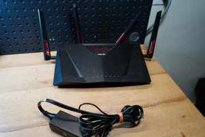 Asus RT-AC88U Dual-Band WiFi-5 Gigabit Router AC3100 with Adapter - Picture 1 of 4