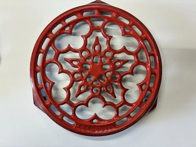 LE CREUSET Hierro Fundido Patas Trivet Rojo Ombré Esmaltado 8” FRANCIA Pesado  Foto 1 de 4